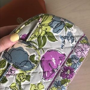 vera bradley make up pouch